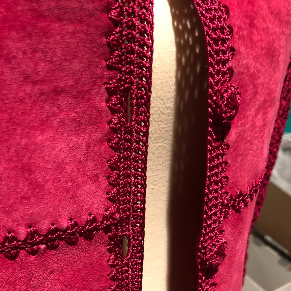 Beautiful Red Suede Patchwork Crocheted Jacket - image 3